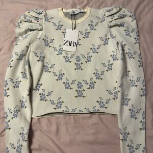 Zara Cream and Blue Floral Puff Sleeve Blouse